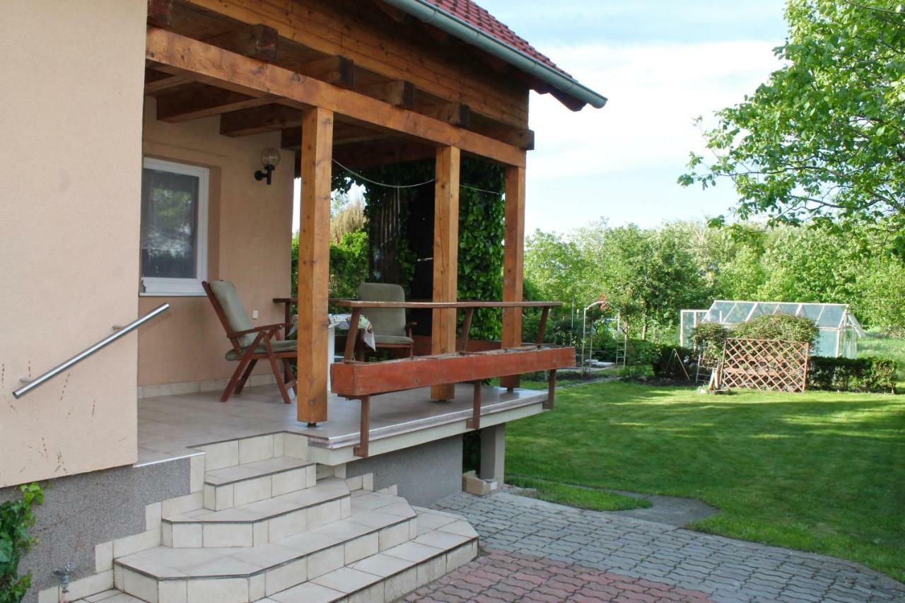 Mihalfai Majer Cottage Near Slovakiaring מראה חיצוני תמונה